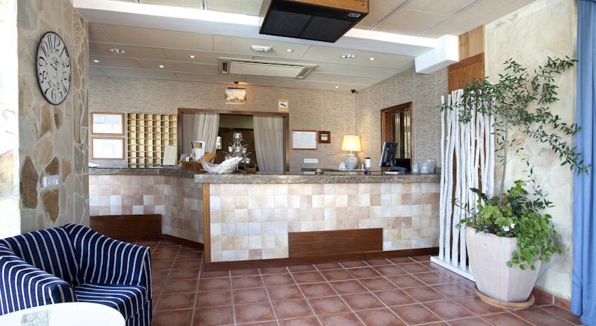 Hotel & Spa Entre Pinos-Adults Only 埃斯卡洛 外观 照片