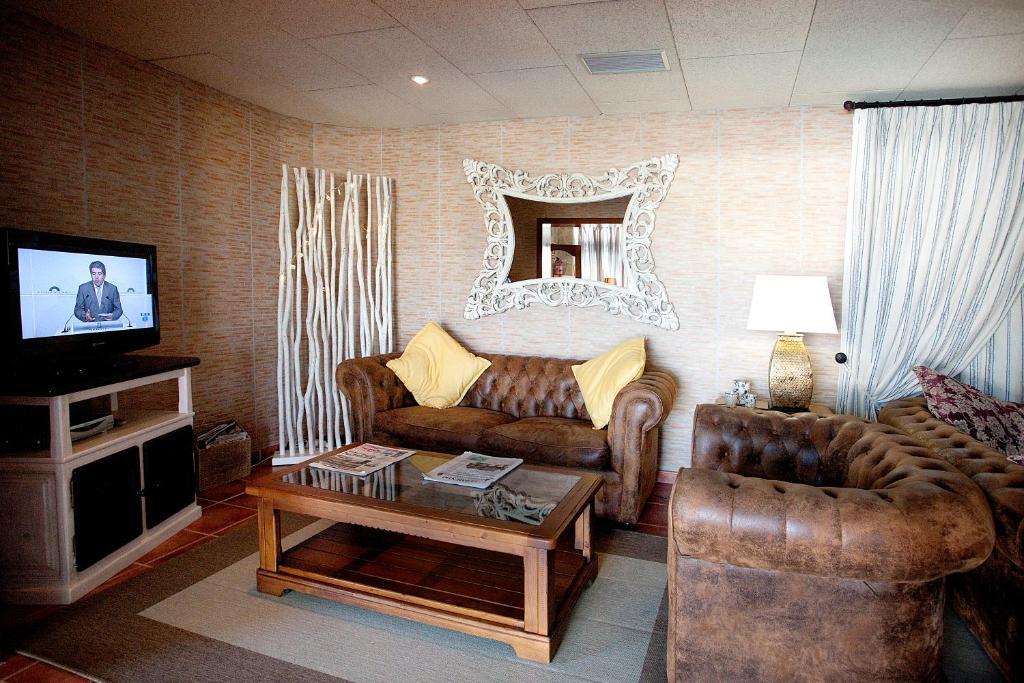 Hotel & Spa Entre Pinos-Adults Only 埃斯卡洛 外观 照片