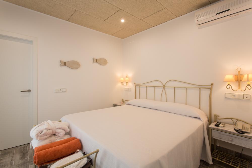 Hotel & Spa Entre Pinos-Adults Only 埃斯卡洛 外观 照片